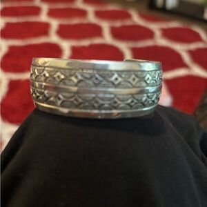 Silver cuff bracelet-wide